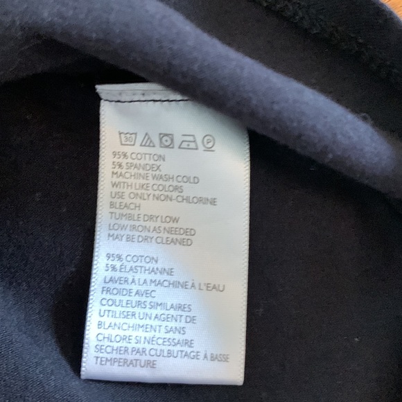 Garage and Urban Outfitters skirt bundle (pencil skirt + skater skirt) - Picture 5 of 8